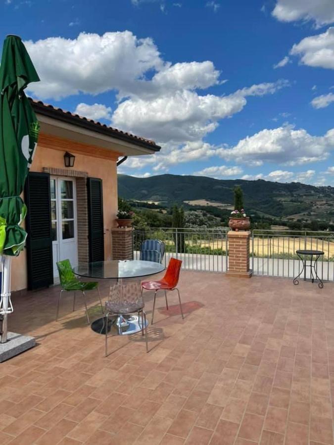 La Posta Di Bacco Apartment Gualdo Cattaneo Exterior foto